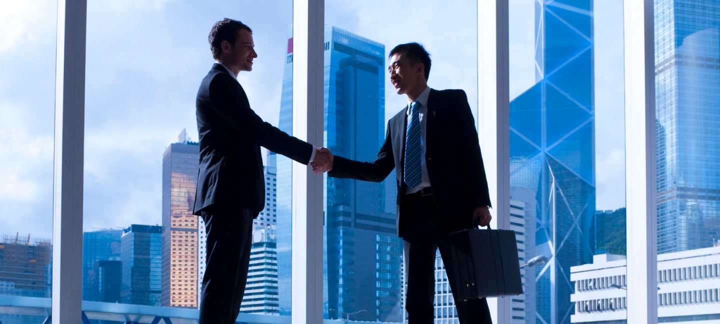 2 People meeting